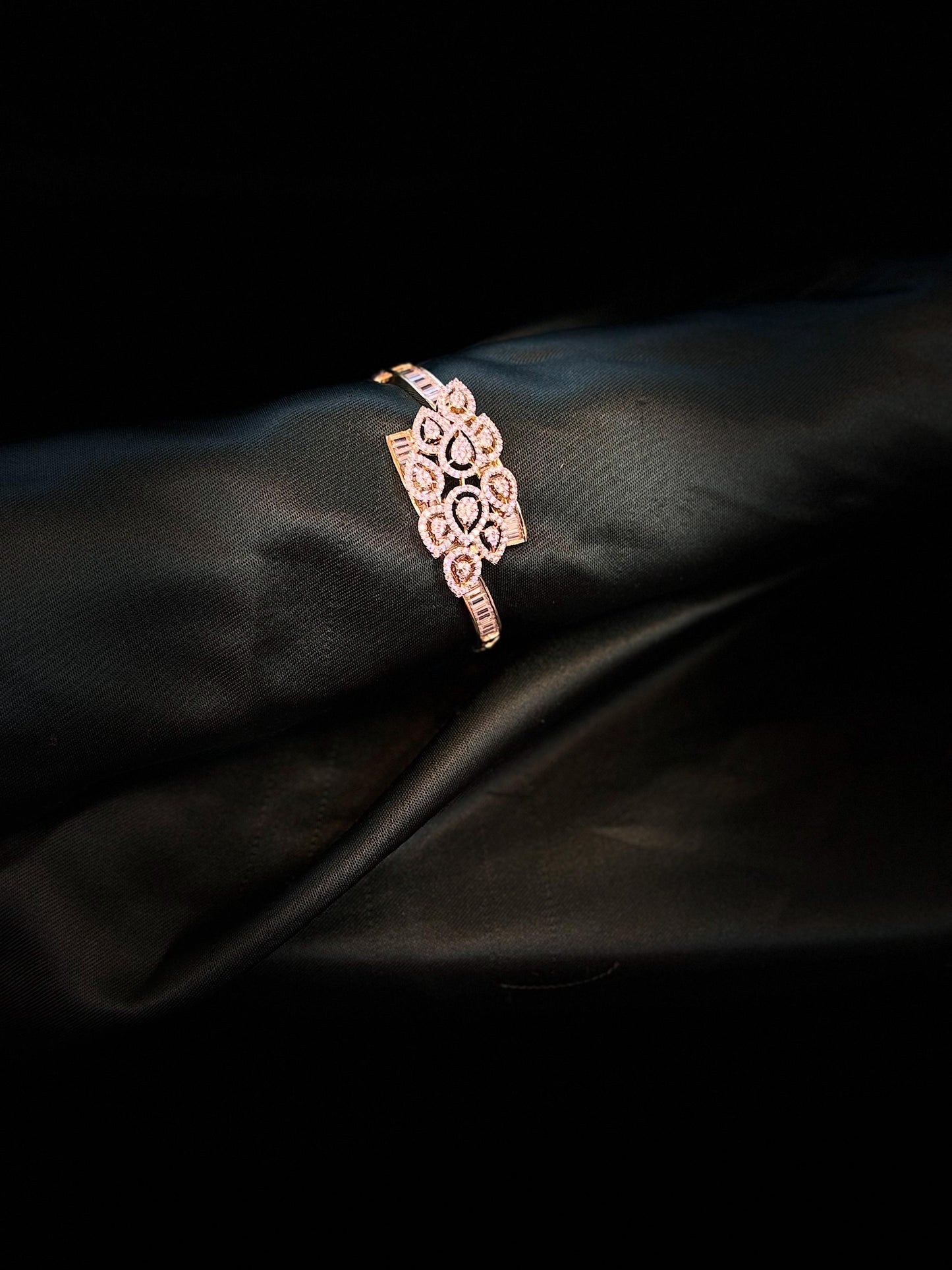 Elegant Rose Gold Zircon Bracelet with Floral Motif